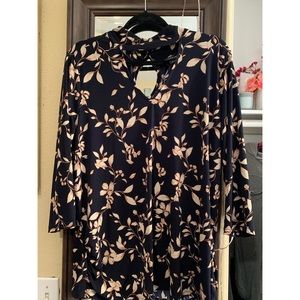 Dressy Floral Half-Sleeve Top